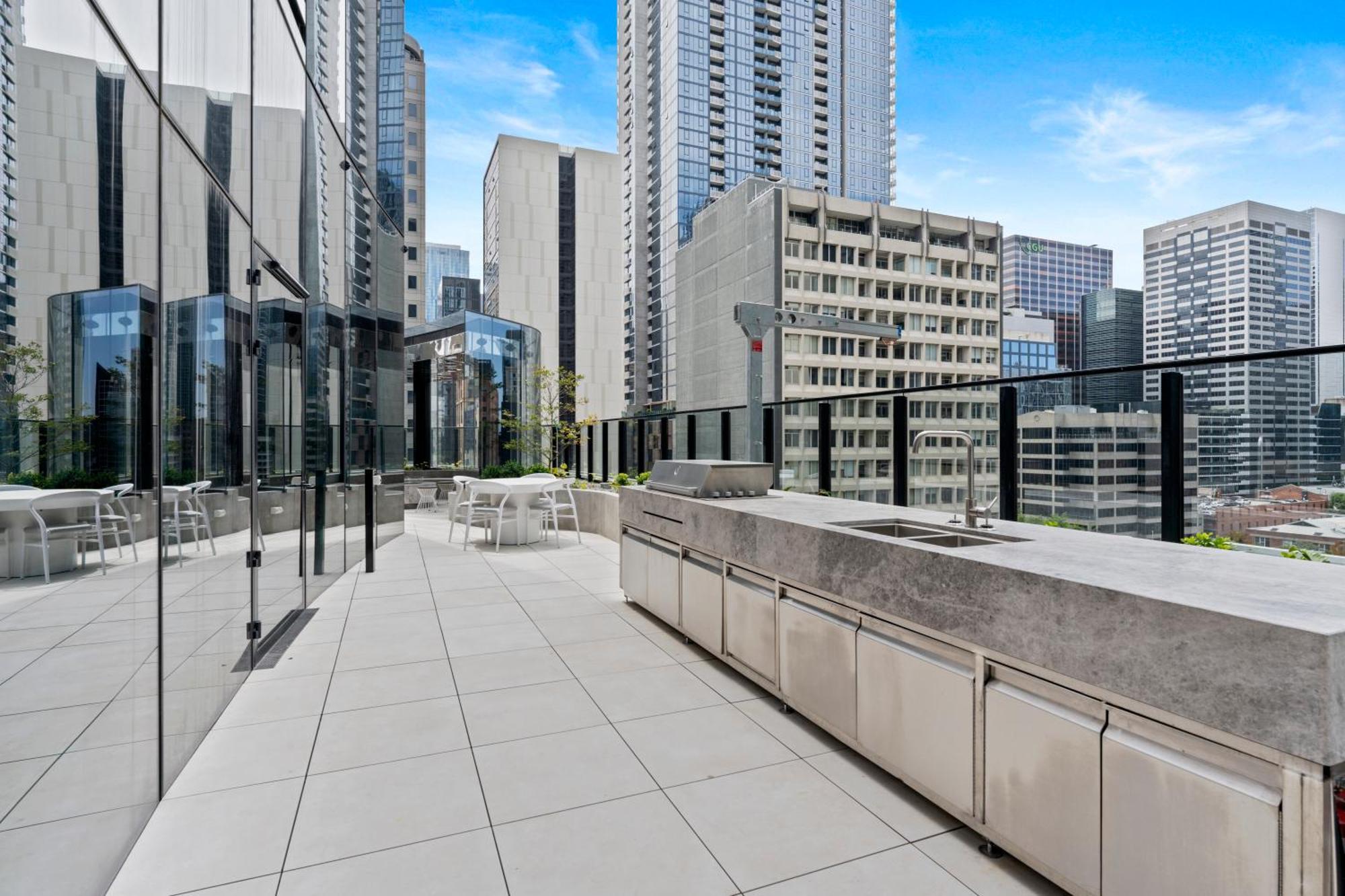Aspire Melbourne Hotel Bagian luar foto